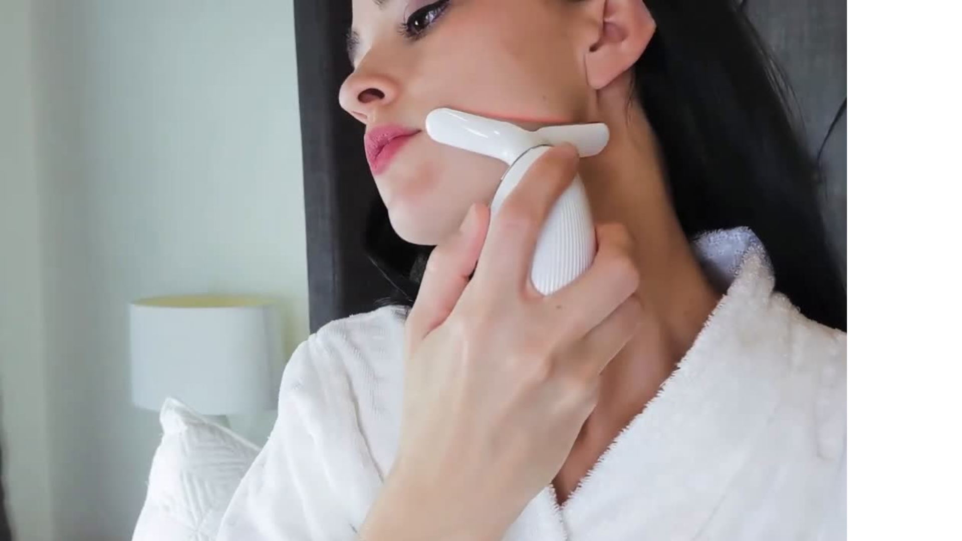 SkinGlow Pro™- Rejuvenece Tu Piel y Potencia Su Brillo Natural